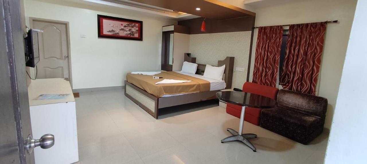 Park Inn Beach Resort Chennai Eksteriør bilde